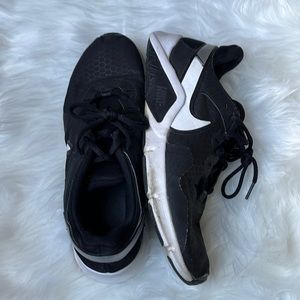 Men’s Nike sneakers size 10